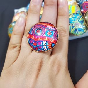 Graphic colorful Rings